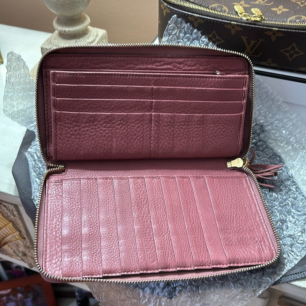 Gucci Soho Wallet Wristlet Authentic - Picture 15 of 17
